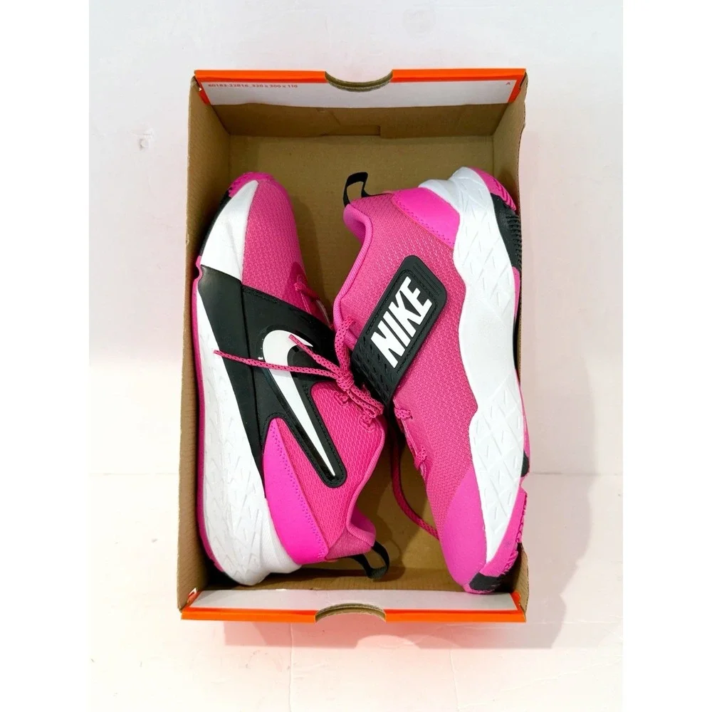 Nike Team Hustle Girls 6y Kids' Basketball Shoes NWT pink Black School Preppy